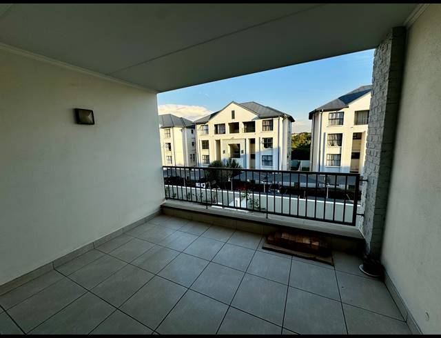 3 BEDROOM APARTMENT RENTED IN BRYANSTON